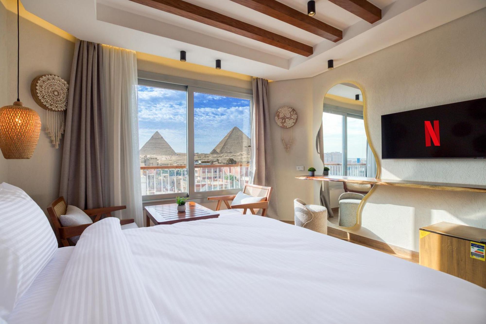 Galaxy Pyramids View Inn Kafret el-Gabal Kültér fotó